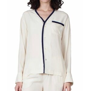 Sleepy Jones Bettina Cardigan In Silk
Charmeuse with Navy Accents cream NEW